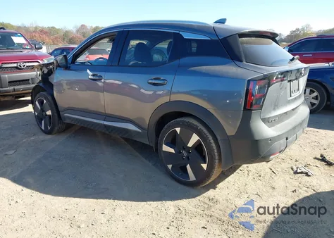 2025 Nissan Kicks Sr Intelligent Awd from USA, damaged, VIN 3N8AP6DB4SL333276